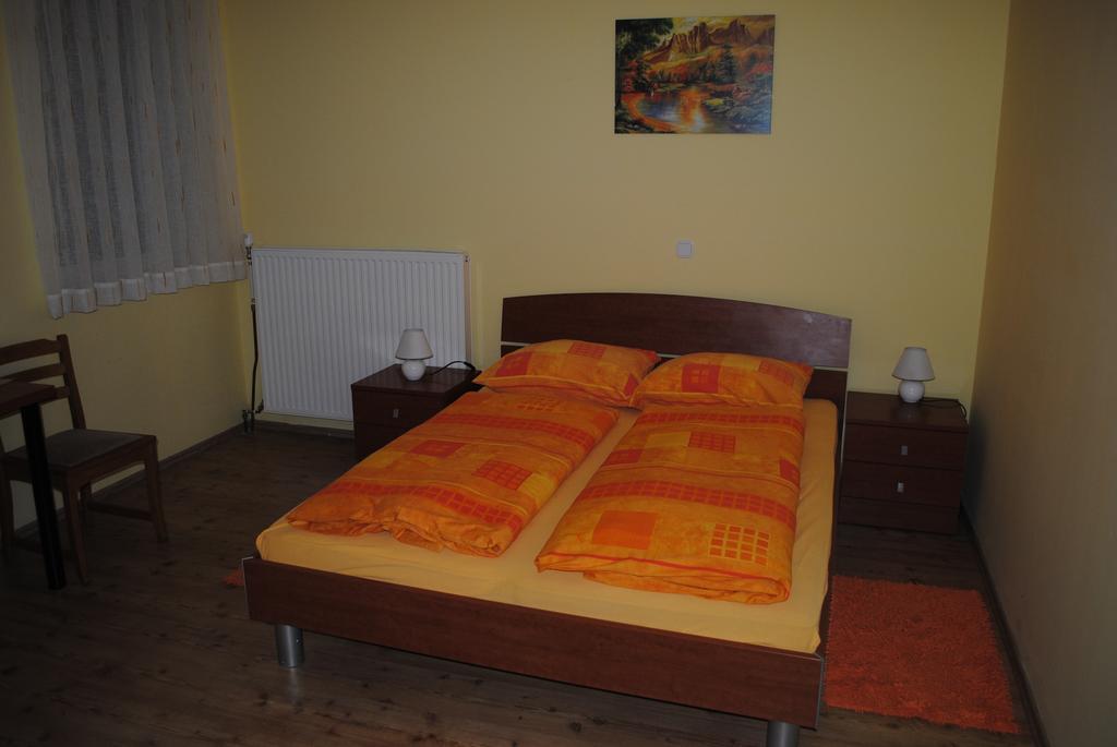 Guest House Mlada Lipa Maribor Ruang foto