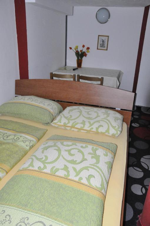 Guest House Mlada Lipa Maribor Ruang foto